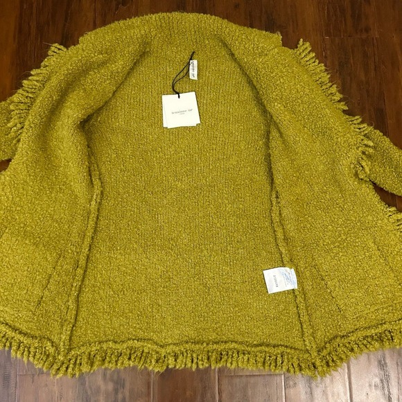 TENSIONE IN by ALTA TENSIONE SRL Fuzzy Knit Blazer Shawl-Lapel in Green - Picture 4 of 13